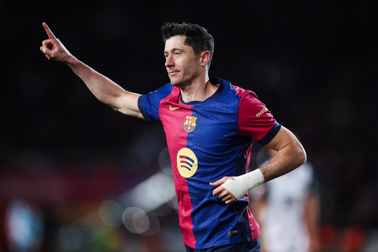 乐鱼网站莱万多夫斯基连续十五场比赛得分超过领先优势明显，德国队不断突破！的简单介绍